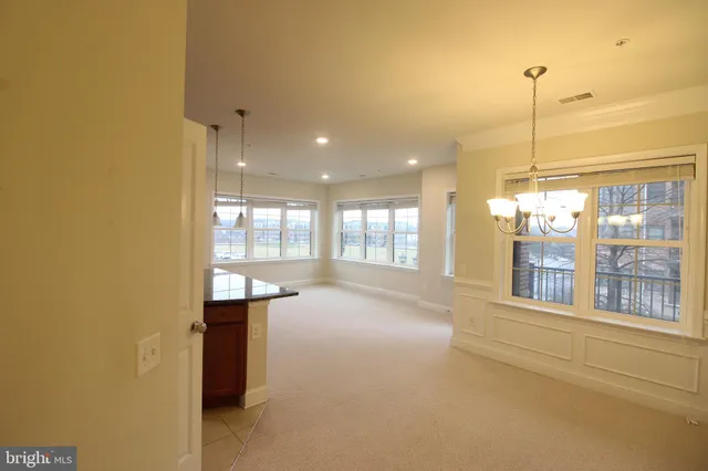 $3,130 | 9521 Bastille Street, Unit 204, Fairfax, VA 22031