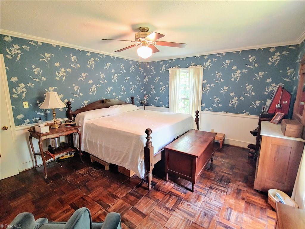 480 Martin Farm Road Madison, NC 27025 - Photo 26 of 50 Additional view of primary bedroom