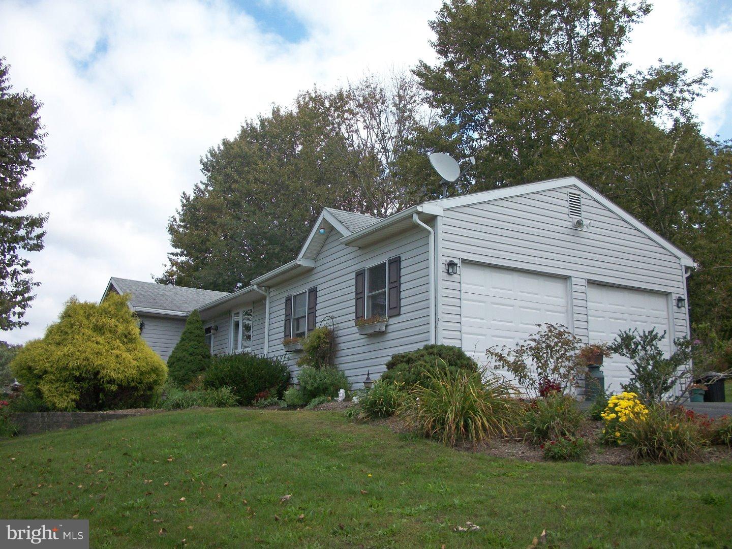 598 North Funk Road Boyertown, PA 19512 - Photo 3 of 25 Garage