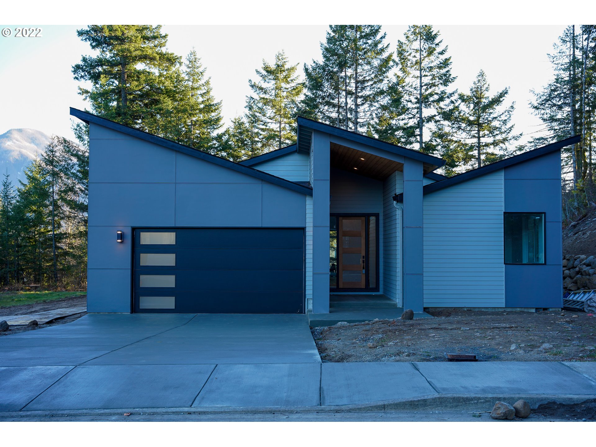 1224 Red Hawk Court Stevenson, WA 98648 - Photo 1 of 32 Gallery Image 1