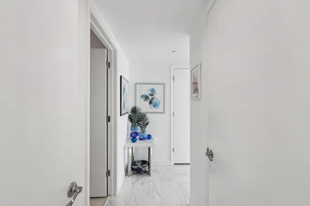 $999,000 | 2640 Lake Shore Drive, Unit 507, Riviera Beach, FL 33404