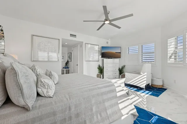 $999,000 | 2640 Lake Shore Drive, Unit 507, Riviera Beach, FL 33404