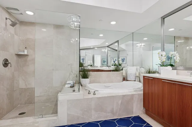 $999,000 | 2640 Lake Shore Drive, Unit 507, Riviera Beach, FL 33404