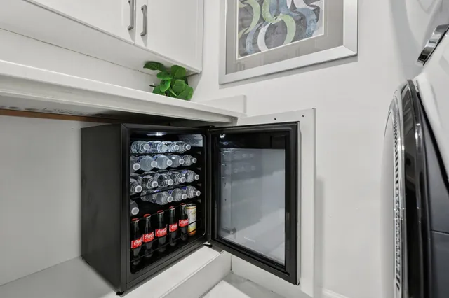 $999,000 | 2640 Lake Shore Drive, Unit 507, Riviera Beach, FL 33404