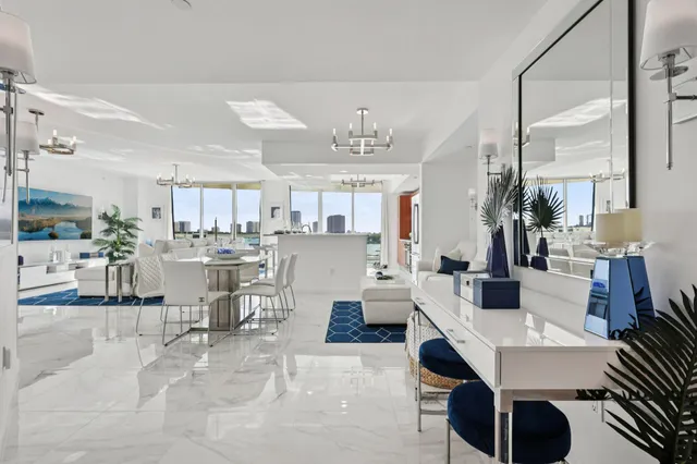 $999,000 | 2640 Lake Shore Drive, Unit 507, Riviera Beach, FL 33404