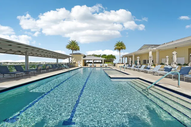 $999,000 | 2640 Lake Shore Drive, Unit 507, Riviera Beach, FL 33404