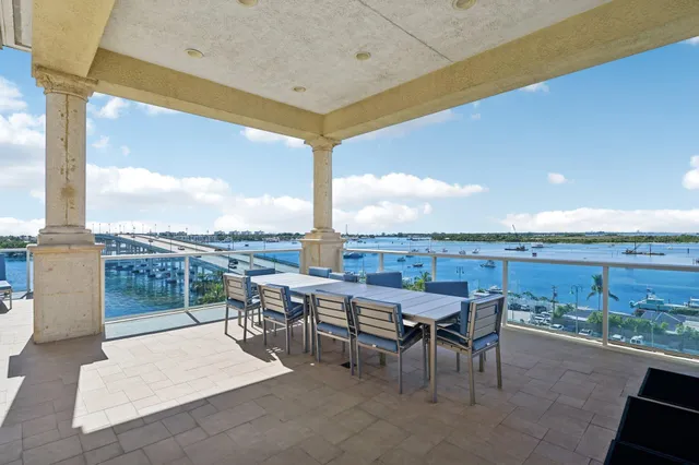 $999,000 | 2640 Lake Shore Drive, Unit 507, Riviera Beach, FL 33404