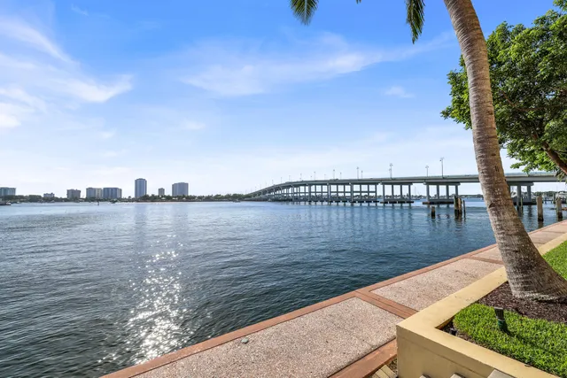 $999,000 | 2640 Lake Shore Drive, Unit 507, Riviera Beach, FL 33404