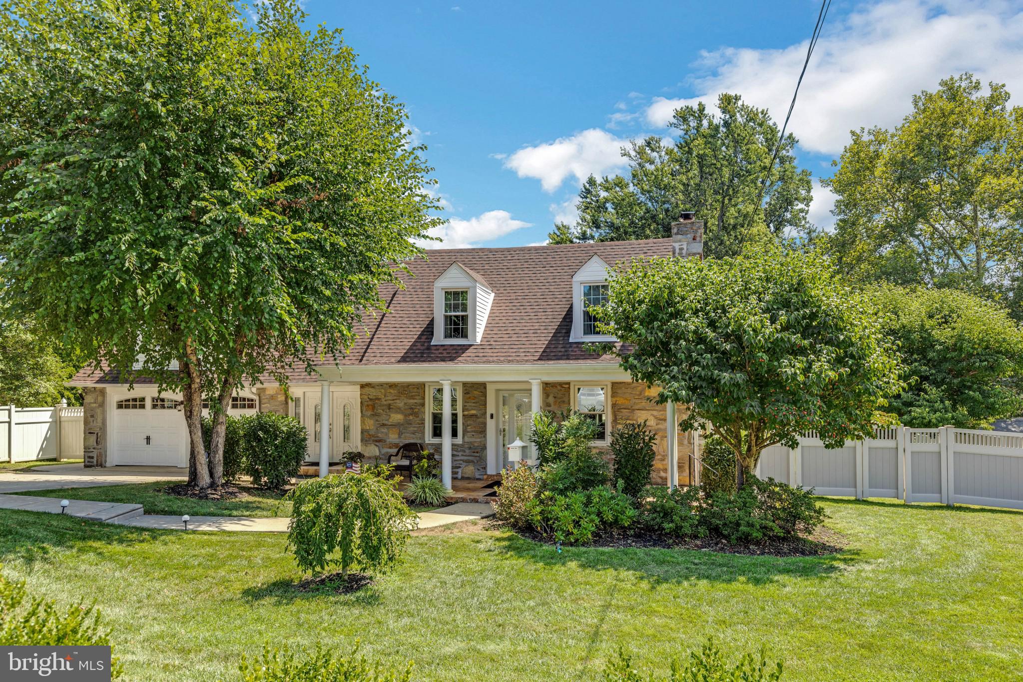 9121 Verree Road Philadelphia, PA 19115 - Photo 2 of 35