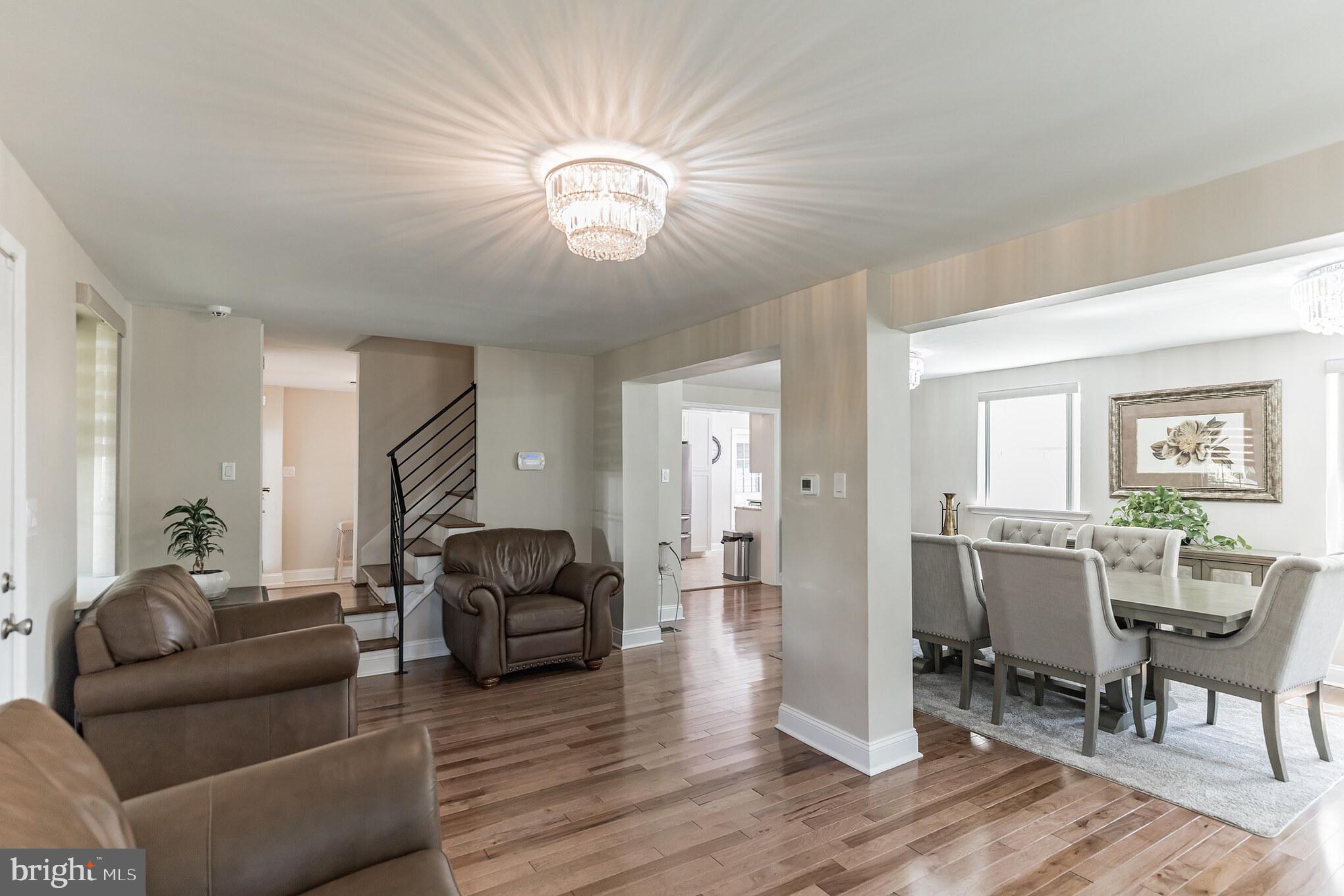 9121 Verree Road Philadelphia, PA 19115 - Photo 4 of 35