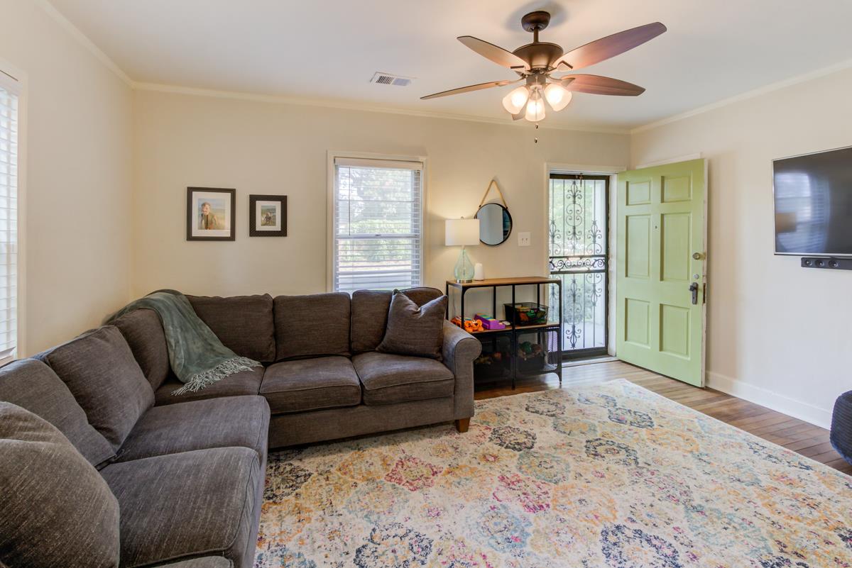 17 North Fenwick Road Memphis, TN 38111 - Photo 3 of 20