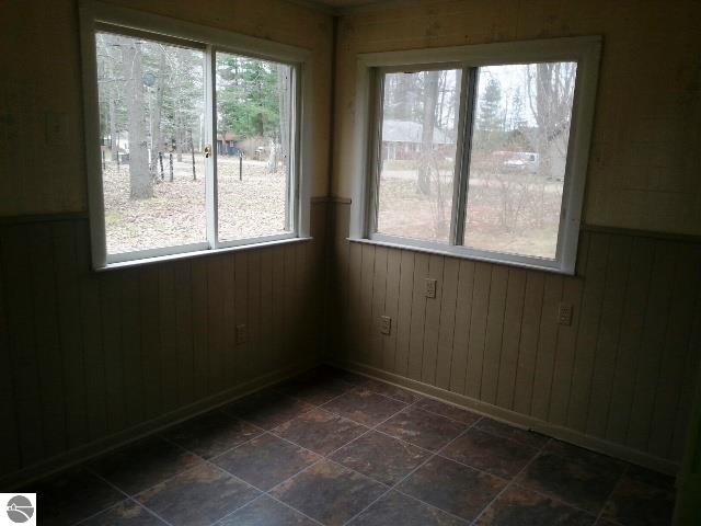 6233 West Rock Road Lake, MI 48632 - Photo 5 of 11 1790558-4.JPG