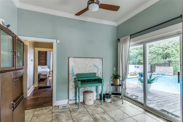 $450,000 | 902 South Waco Street, Weatherford, TX 76086