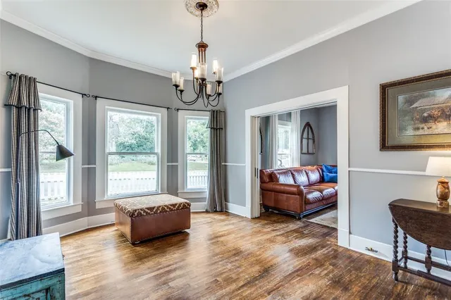 $450,000 | 902 South Waco Street, Weatherford, TX 76086