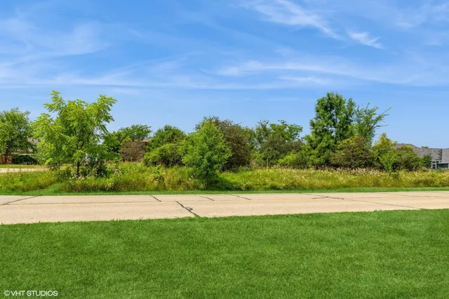 $249,000 | 1750 Wales Court, Unit 1115, Geneva, WI 53147