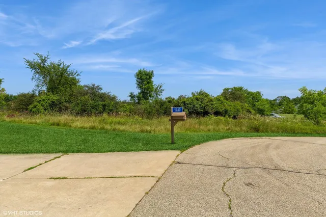 $249,000 | 1750 Wales Court, Unit 1115, Geneva, WI 53147