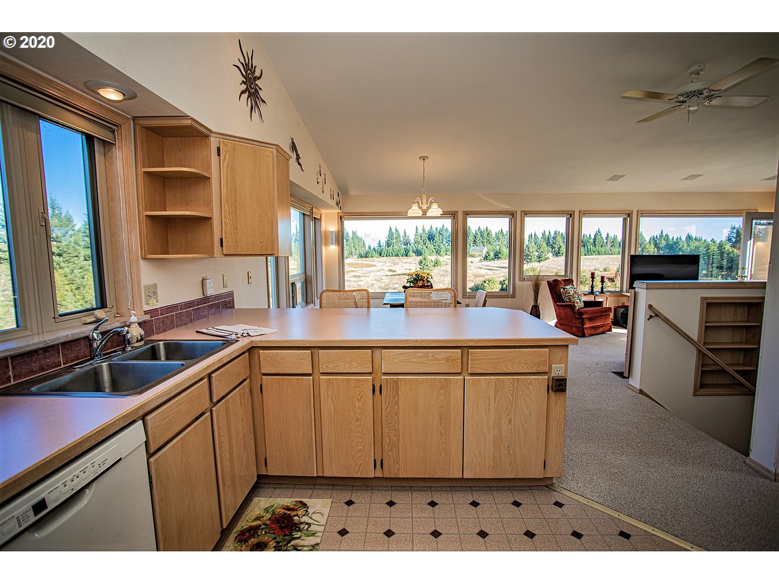 101 Brookside Road White Salmon, WA 98672 - Photo 19 of 32