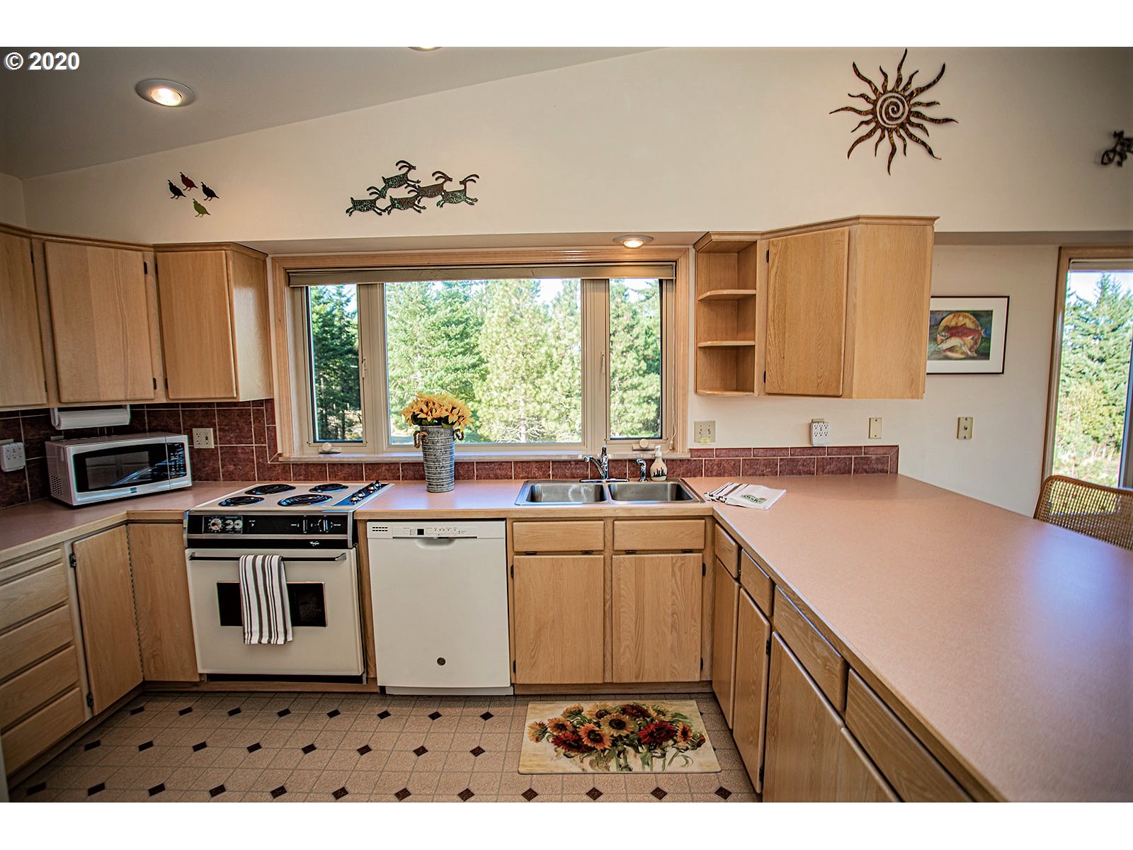 101 Brookside Road White Salmon, WA 98672 - Photo 21 of 32