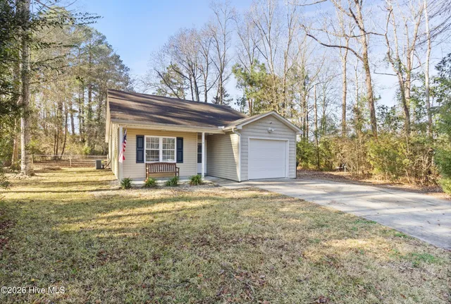 $1,800 | 1710 Charles Street, New Bern, NC 28562