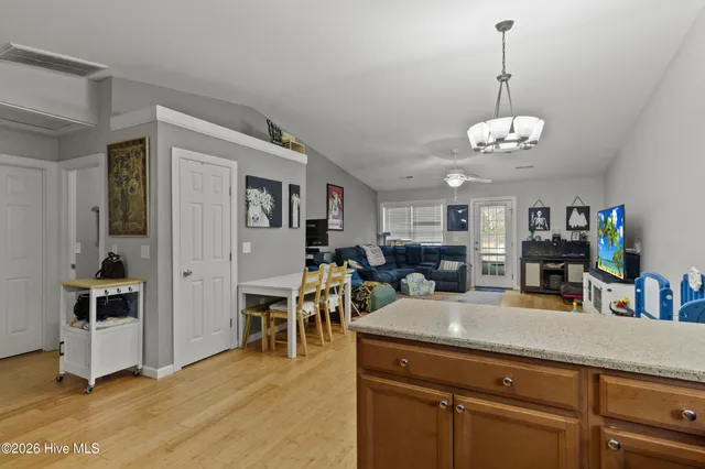 $1,800 | 1710 Charles Street, New Bern, NC 28562