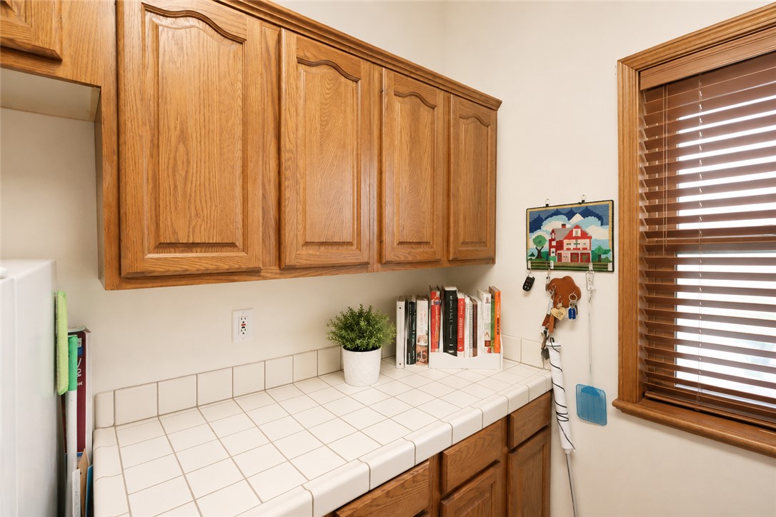 1299 Mustang Springs Road Kingman, AZ 86401 - Photo 17 of 54