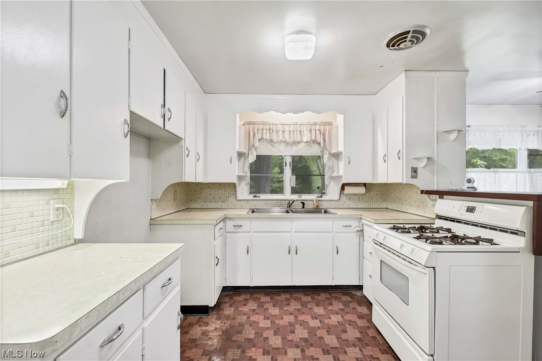 35855 Solon Road Solon, OH 44139 - Photo 14 of 26