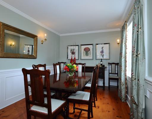 334 Hollow Tree Ridge Road Darien, CT 06820 - Photo 6 of 20 a view of a dining room with furniture