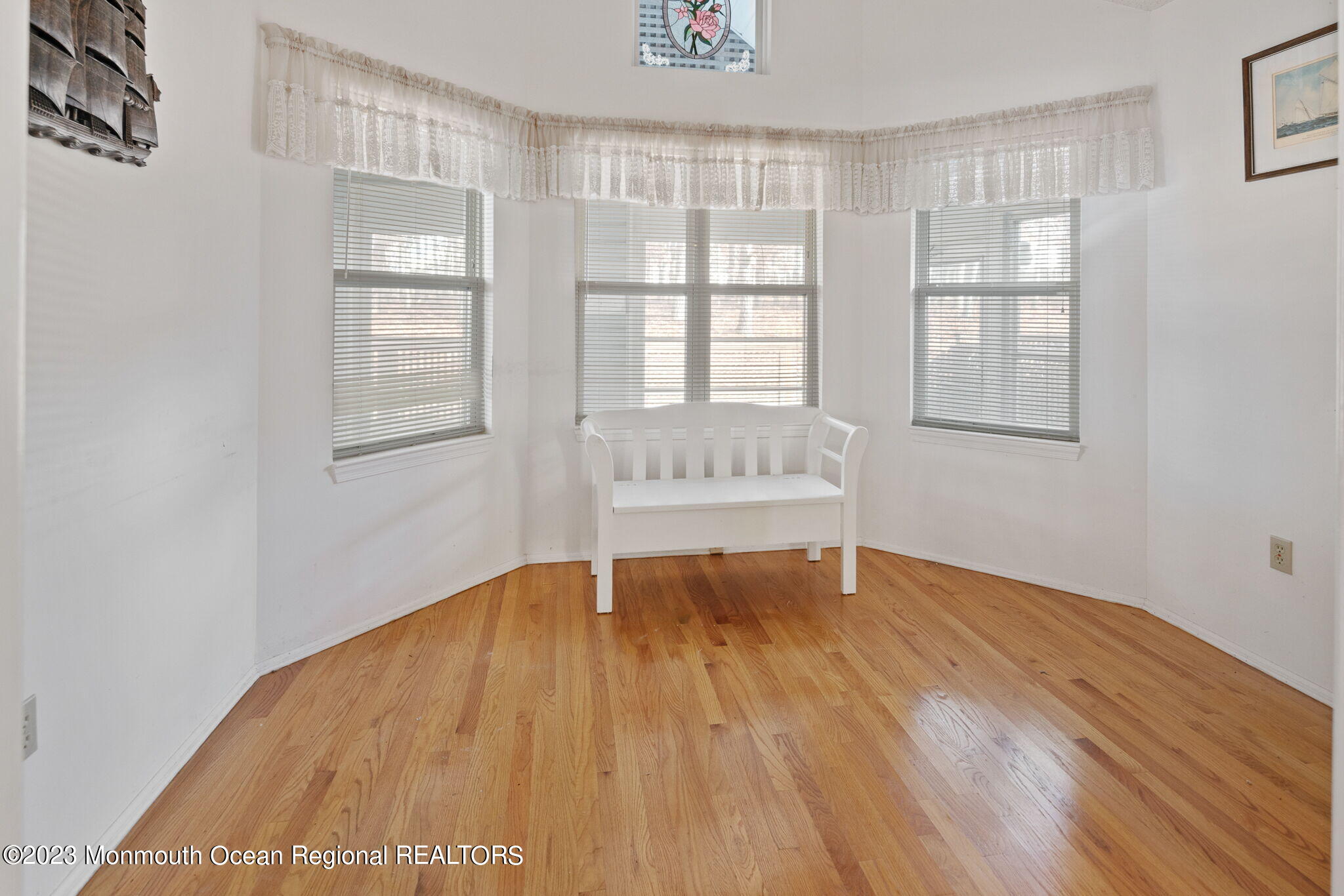 11 Newport Road Manahawkin, NJ 08050 - Photo 17 of 39 028-original-photo