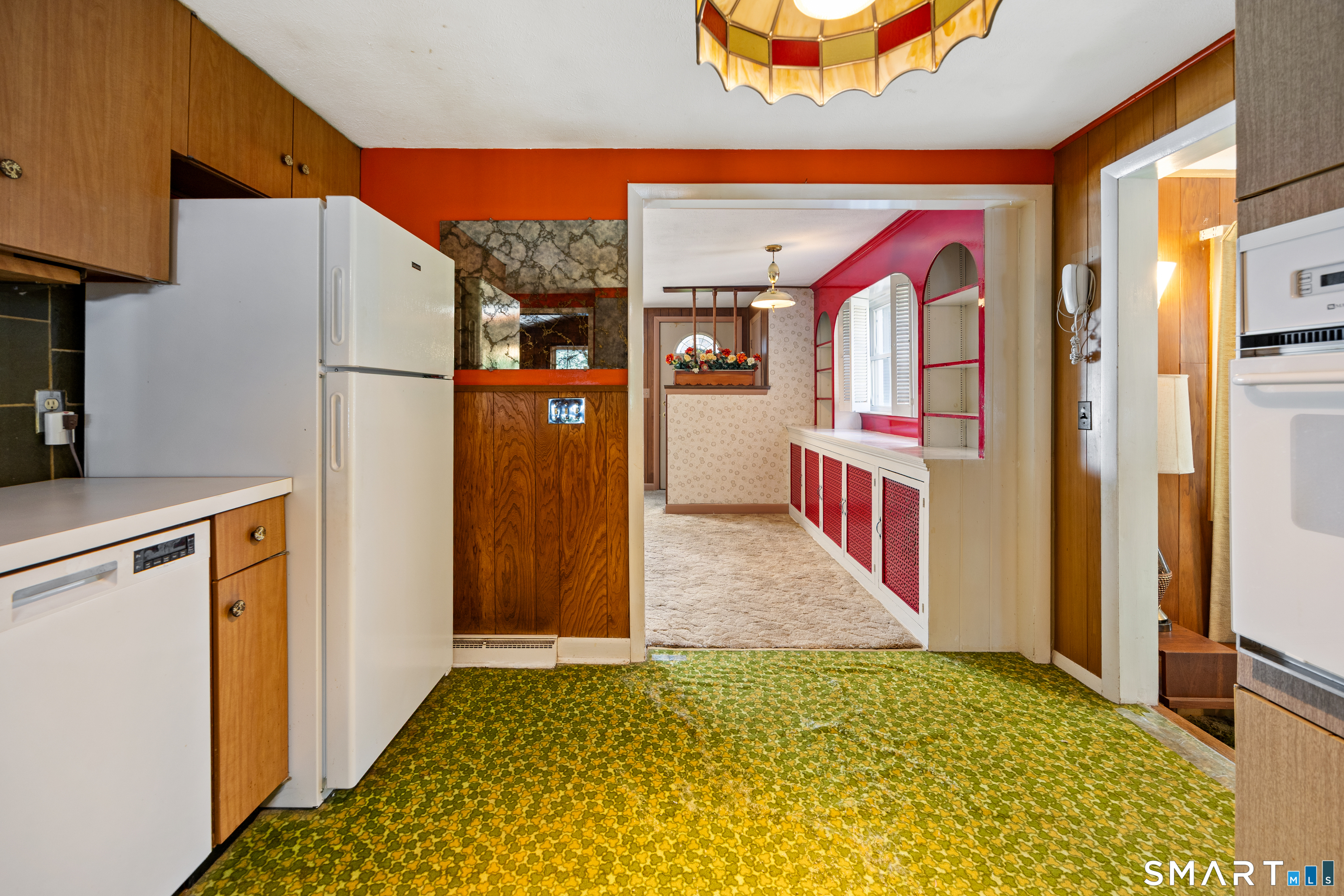 205 Mountain Road Cheshire, CT 06410 - Photo 10 of 40