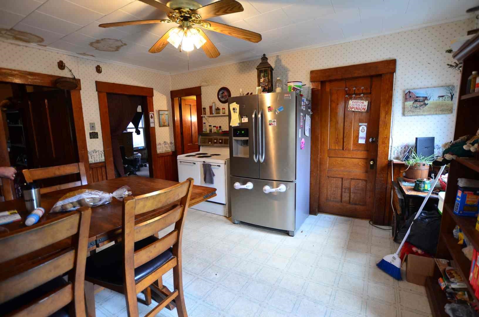 33 Munroe Street Franklin, NH 03235 - Photo 5 of 39