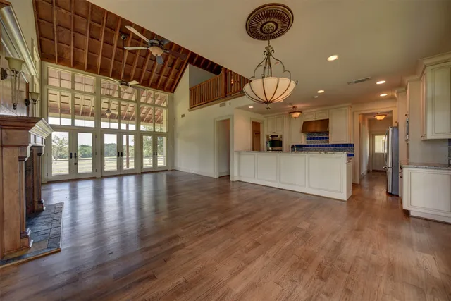 $2,950,000 | 7157 Farm To Market Road 1697, Carmine, TX 78932