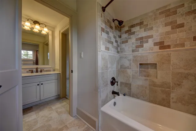 $2,950,000 | 7157 Farm To Market Road 1697, Carmine, TX 78932