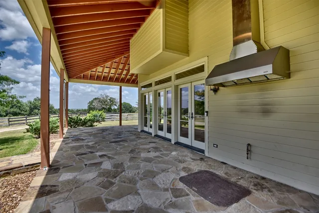 $2,950,000 | 7157 Farm To Market Road 1697, Carmine, TX 78932