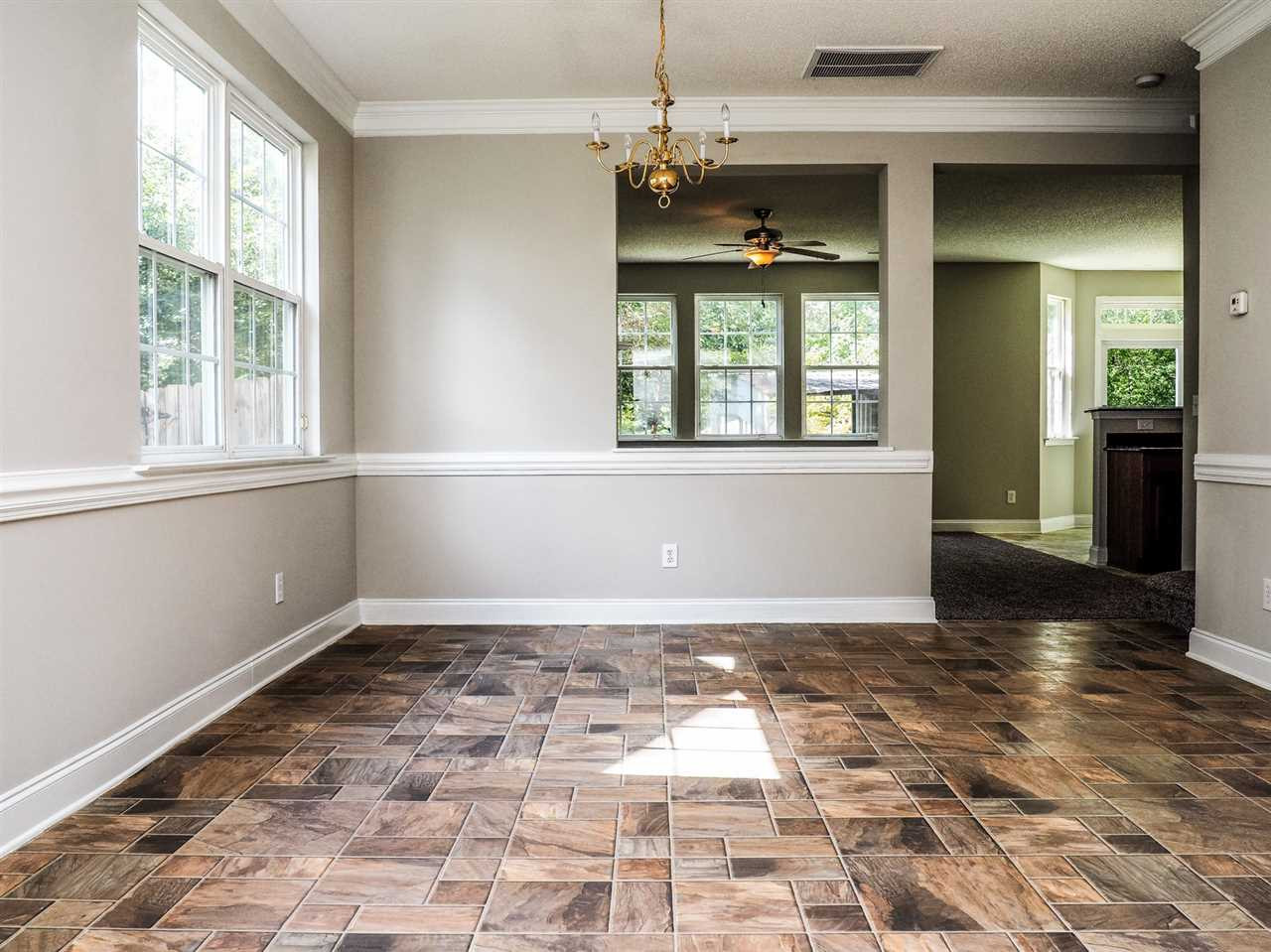 2904 Roundleaf Court Raleigh, NC 27604 - Photo 3 of 25 Photo 3