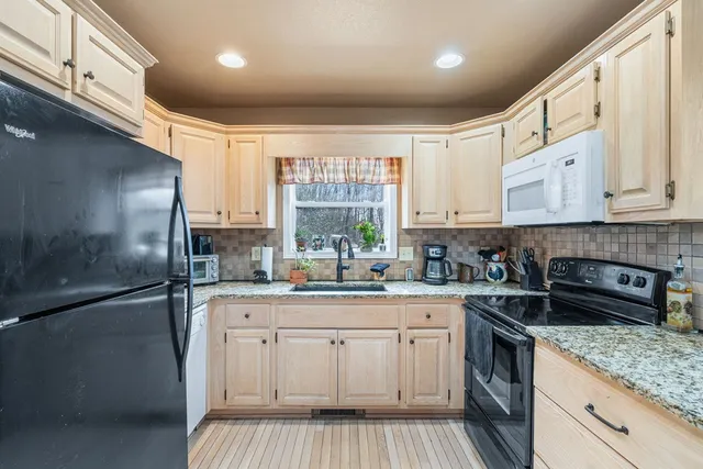 $399,900 | 150 Cassady Lane, Murphy, NC 28906