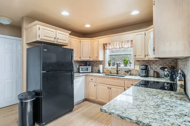 $399,900 | 150 Cassady Lane, Murphy, NC 28906