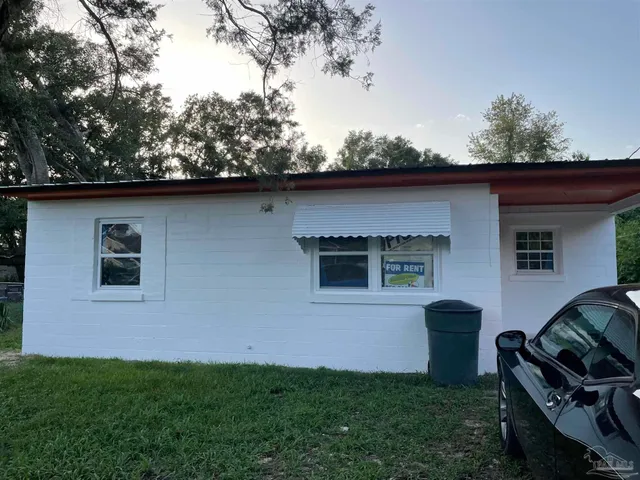 $1,000 | 13 Baggett Court, Pensacola, FL 32505