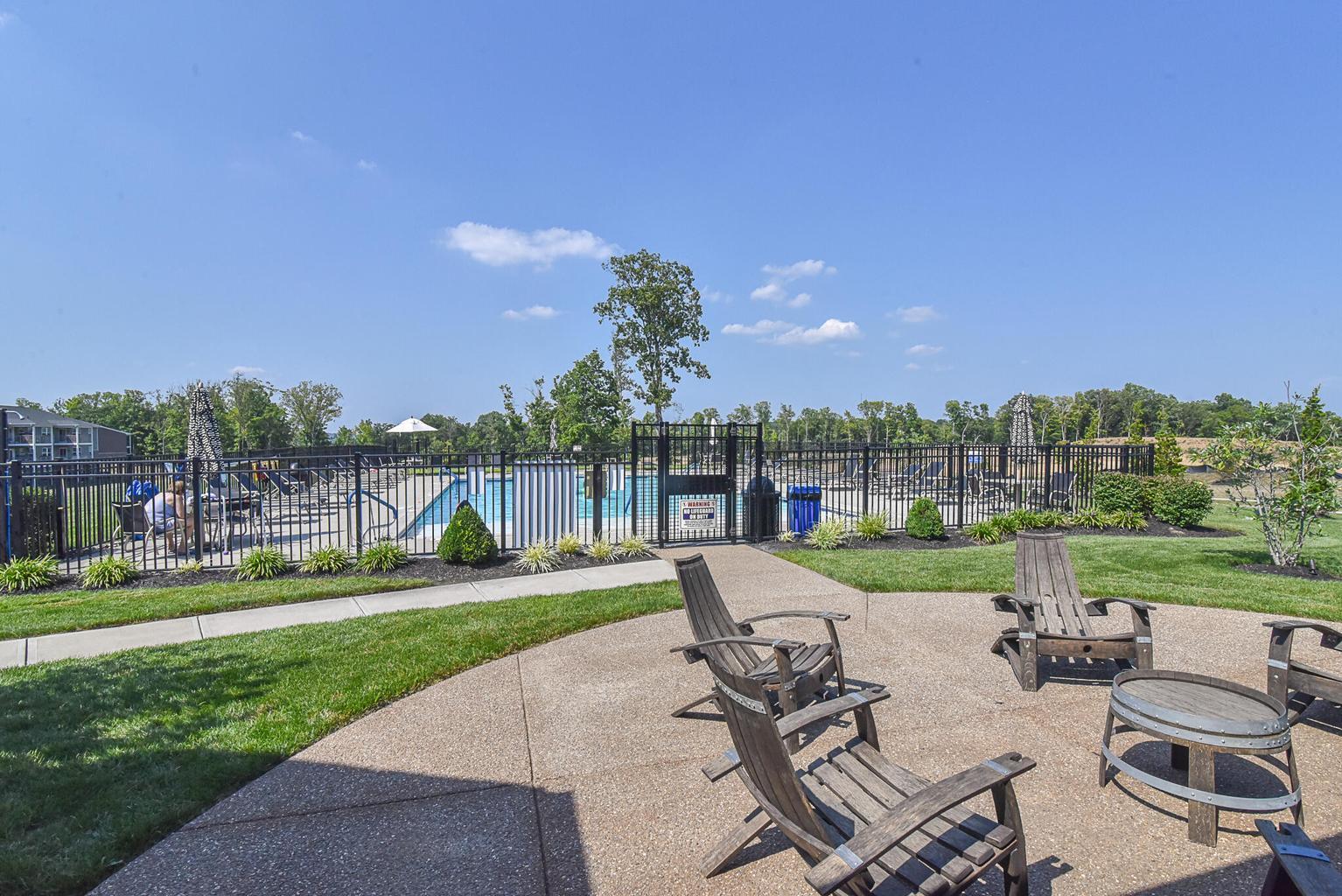 2307 Piazza Ridge Covington, KY 41017 - Photo 35 of 37 clubhouse outside