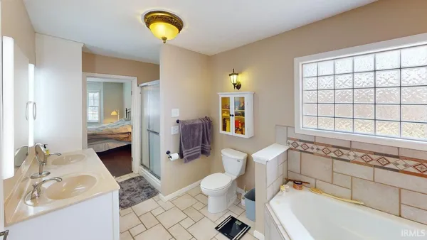 $389,700 | 8920 West Michael Drive, Huntingburg, IN 47542