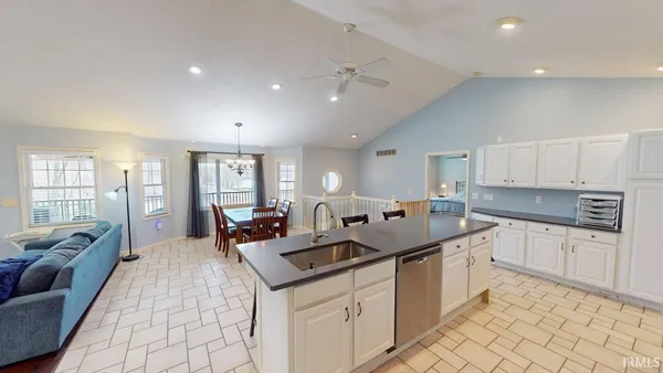 $389,700 | 8920 West Michael Drive, Huntingburg, IN 47542