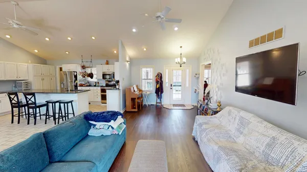 $389,700 | 8920 West Michael Drive, Huntingburg, IN 47542