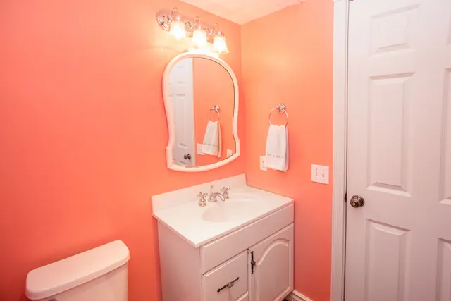 $39,000 | Undisclosed Address, Southampton, NY 11968