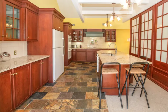 $39,000 | Undisclosed Address, Southampton, NY 11968