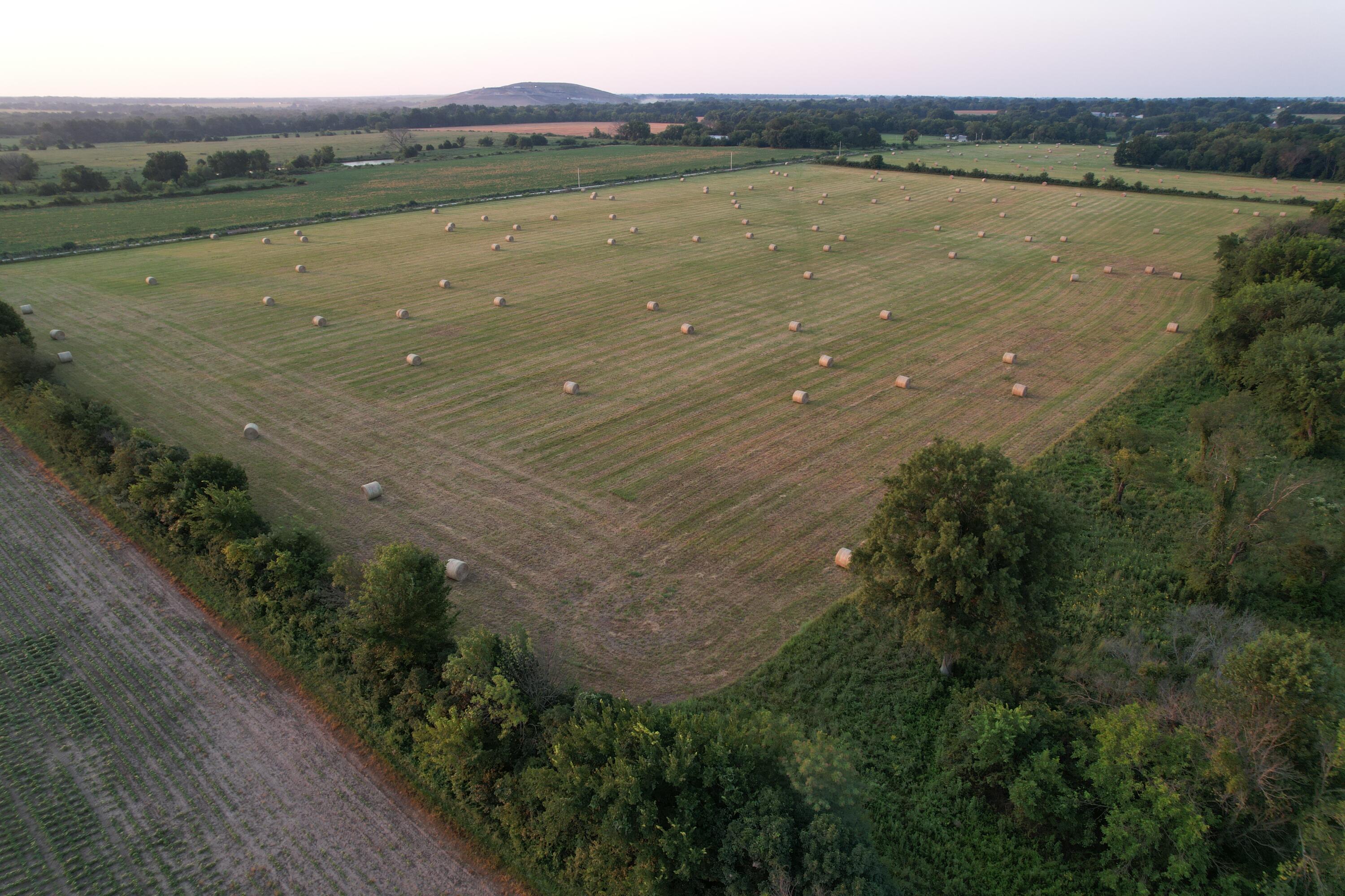 220 Northwest 40th Road Lamar, MO 64759 - Photo 21 of 90 DJI_0350