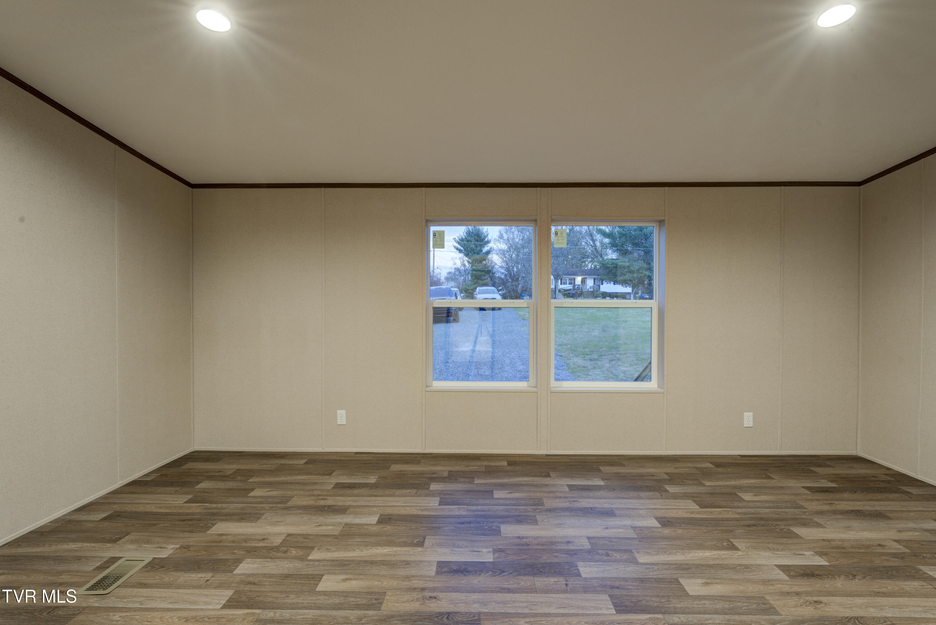 1060 Robertson Road Chuckey, TN 37641 - Photo 40 of 45 Robertson-39