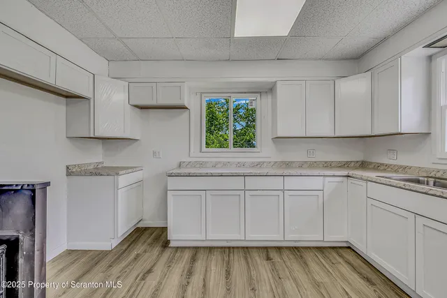 $208,000 | 826 Moltke Avenue, Scranton, PA 18505