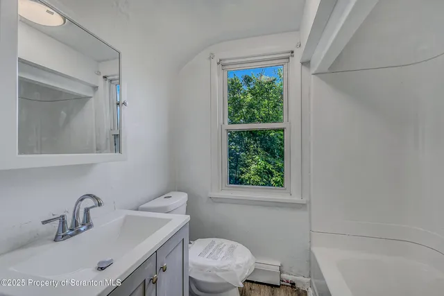 $208,000 | 826 Moltke Avenue, Scranton, PA 18505