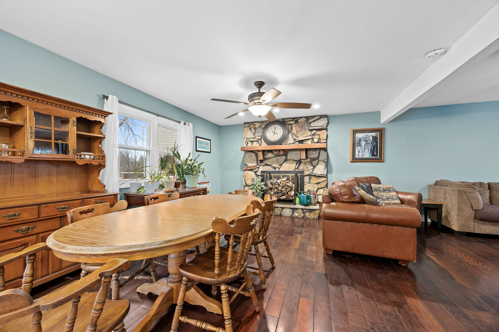 6767 Greenleaf Street Woodridge, IL 60517 - Photo 9 of 32