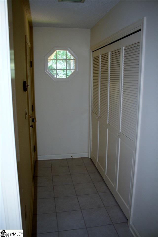 8 Red Oak Road Greenville, SC 29615 - Photo 11 of 17 Gallery Image 11
