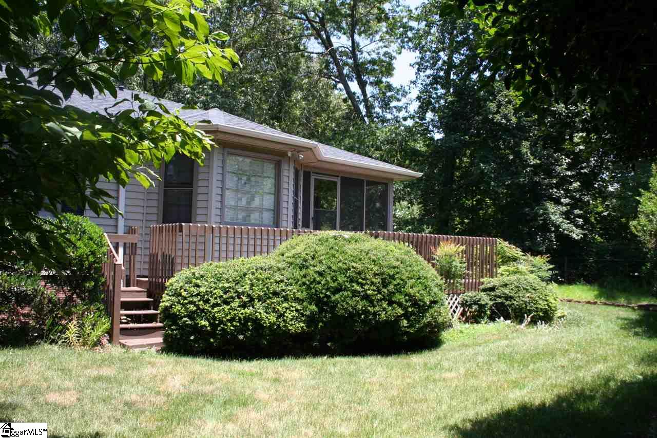 8 Red Oak Road Greenville, SC 29615 - Photo 4 of 17 Gallery Image 4